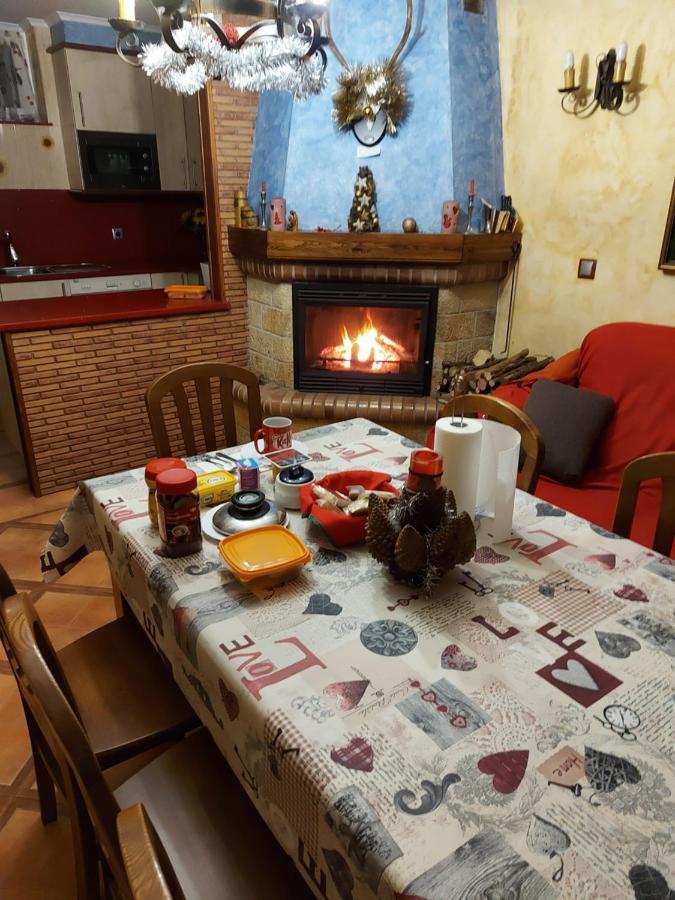 Alojamientos Marte Habitacion Con Bano Torrelavega Exterior foto